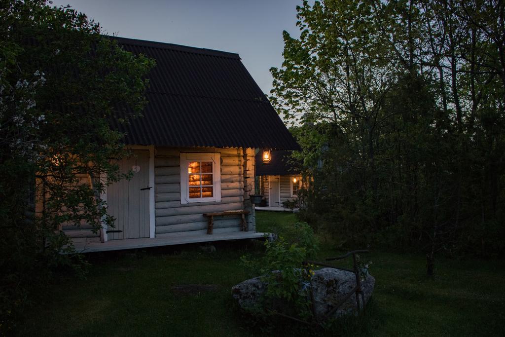 Kuusetuka Tourism Farm Villa Pahkla Екстериор снимка